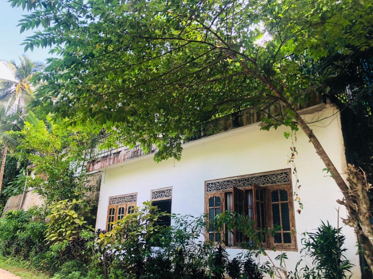 Thaaaru Villa มิริสซา ภายนอก รูปภาพ